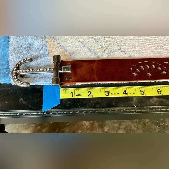 Brown Studded leather belt. - Picture 3 of 7